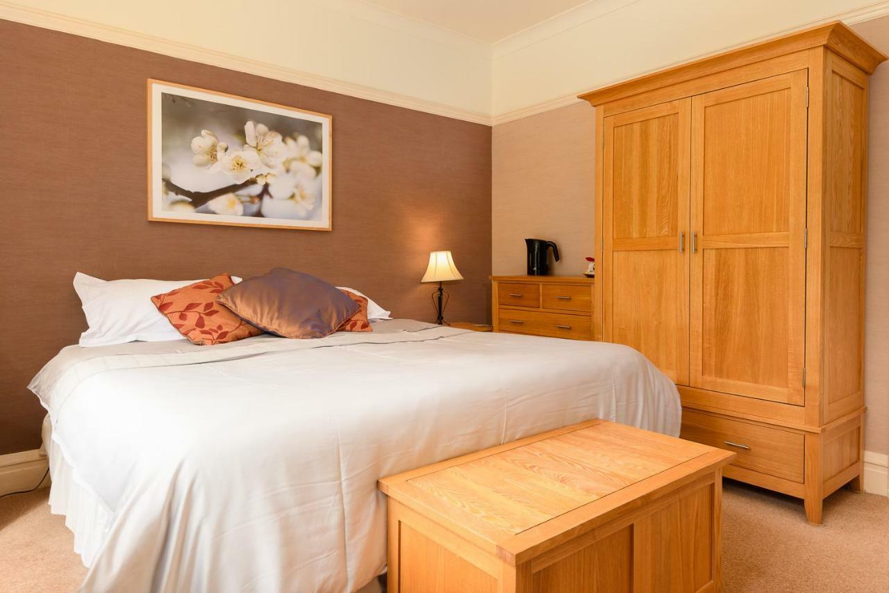 Woodlands Hotel & Pine Lodges Grange-over-Sands Exteriör bild