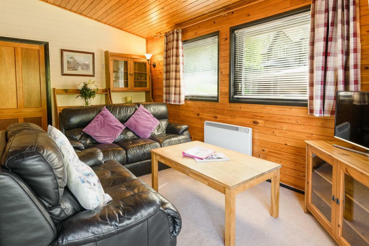 Woodlands Hotel & Pine Lodges Grange-over-Sands Exteriör bild